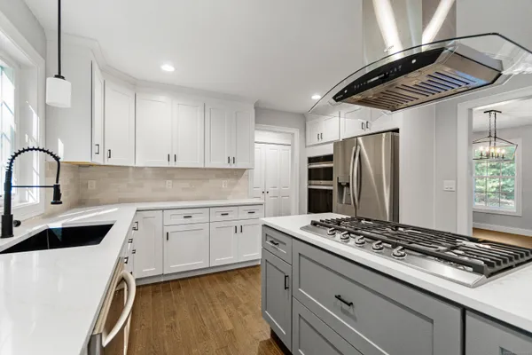 $1,099,750 | 147 Blue Hills Drive, Guilford, CT 06437