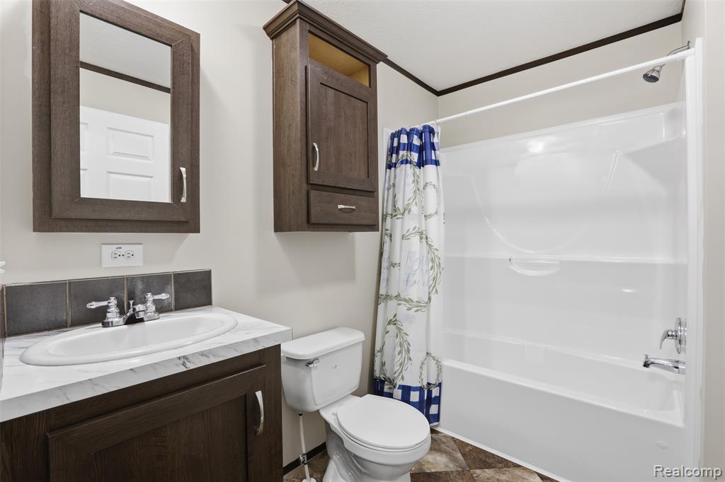 807 Swan Street Rochester Hills, MI 48309 - Photo 17 of 22