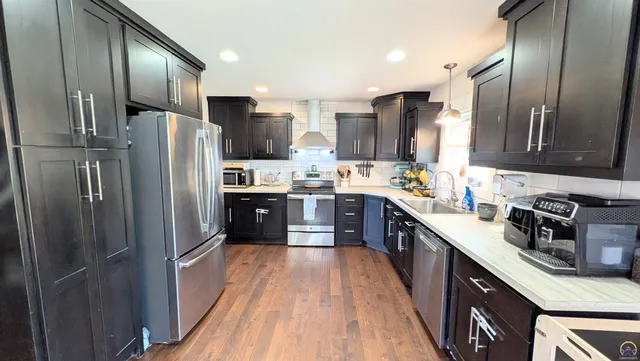 $302,900 | 11501 Highway 4, Ozawkie, KS 66070