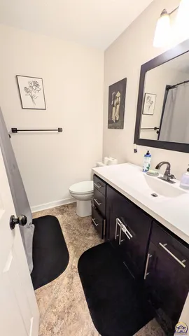 $302,900 | 11501 Highway 4, Ozawkie, KS 66070