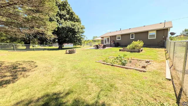 $302,900 | 11501 Highway 4, Ozawkie, KS 66070