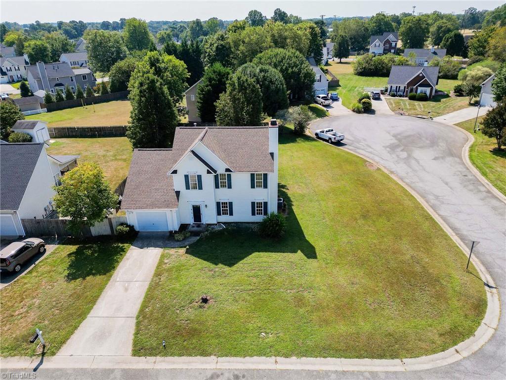 3650 Single Leaf Court High Point, NC 27265 - Photo 32 of 37