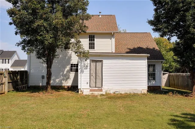 $325,000 | 3650 Single Leaf Court, High Point, NC 27265