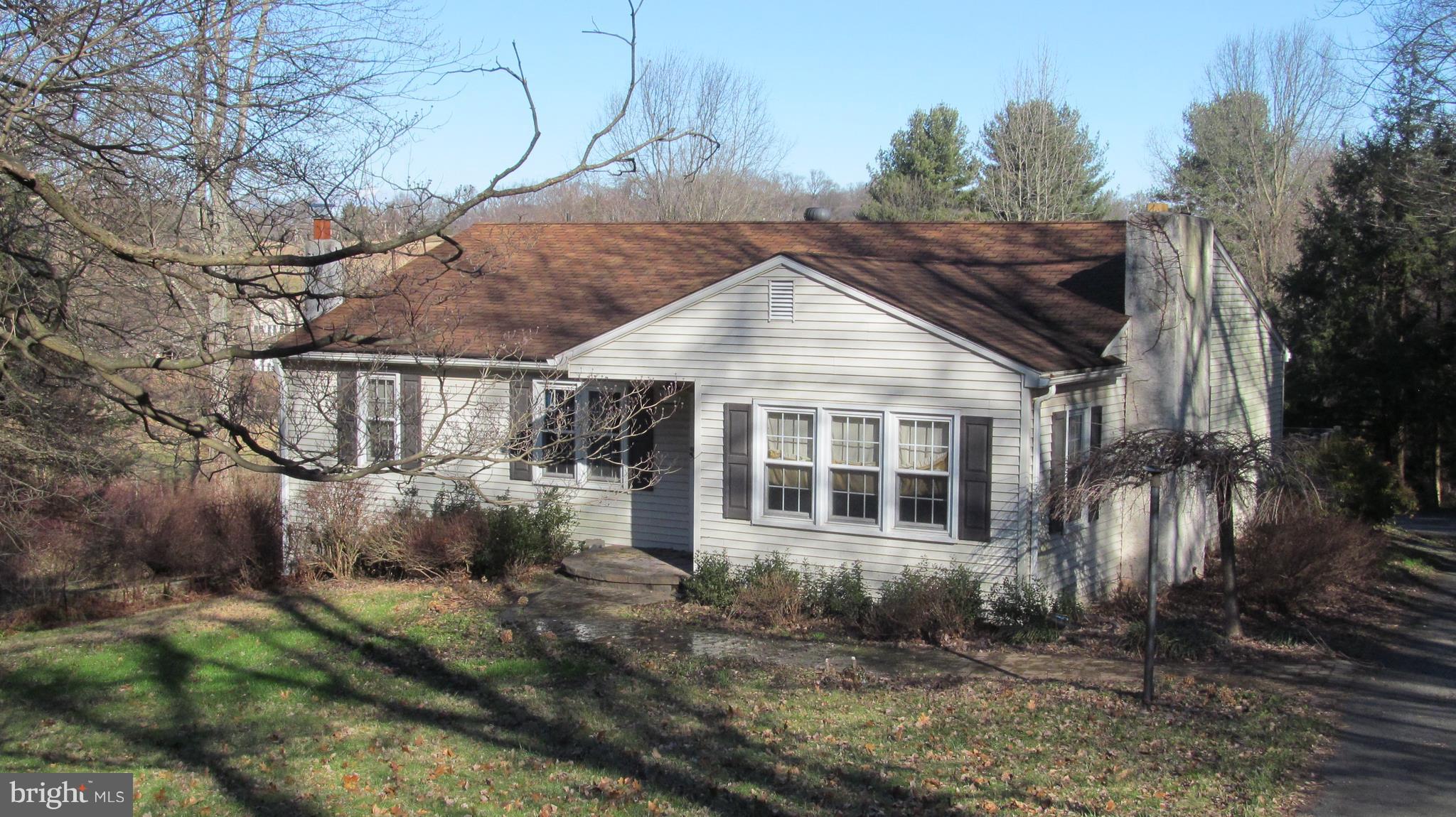 1247 Temple Road Pottstown, PA 19465 - Photo 3 of 14