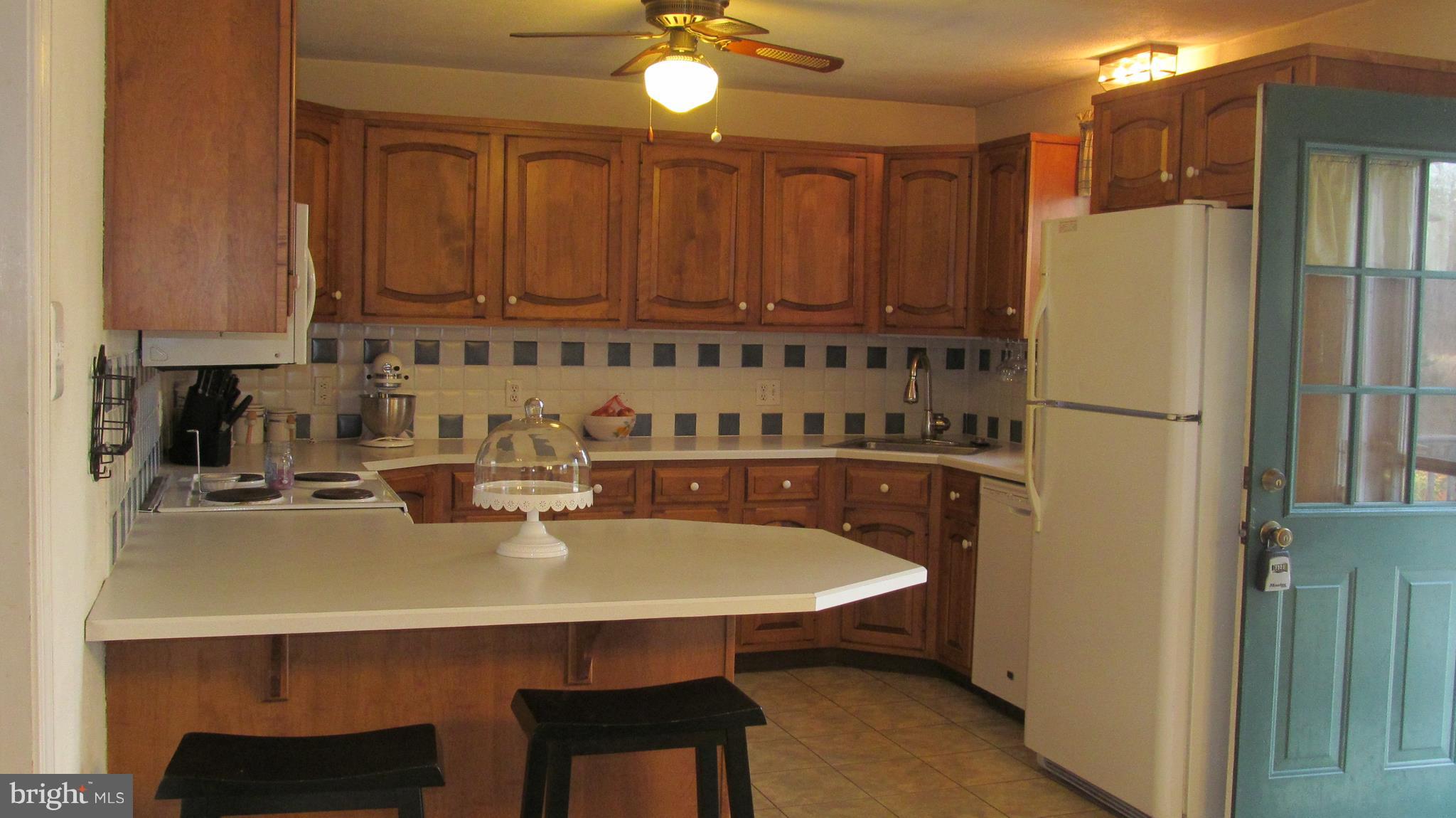 1247 Temple Road Pottstown, PA 19465 - Photo 7 of 14