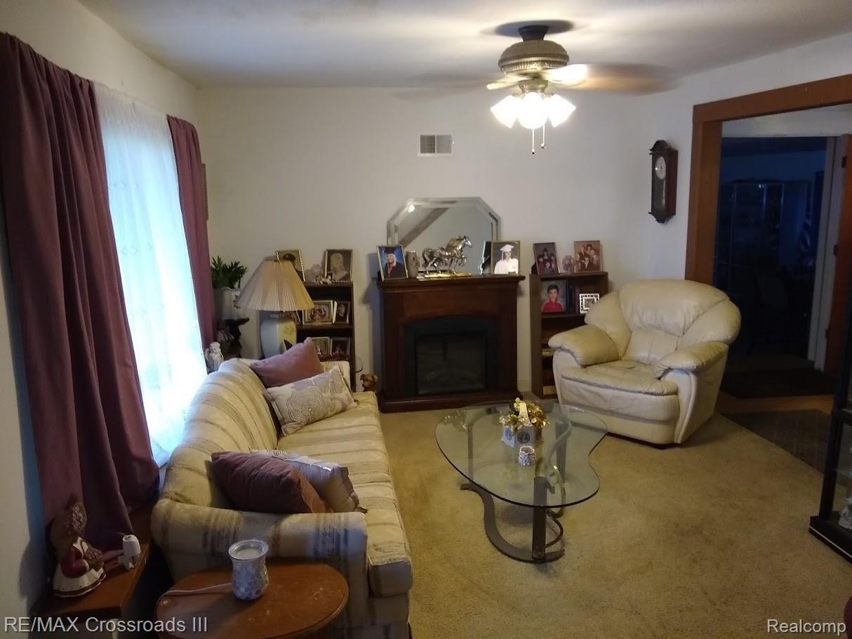Tuttlehill Living Room.jpg