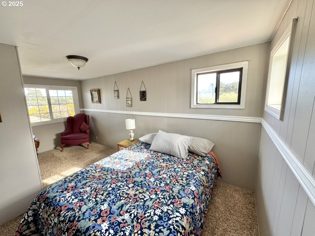 55042 Franklin Road Bandon, OR 97411 - Photo 17 of 42 Gallery Image 17