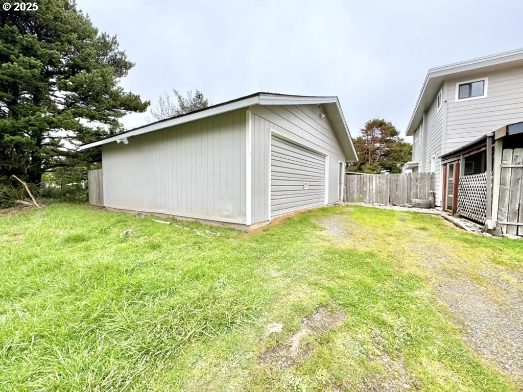 55042 Franklin Road Bandon, OR 97411 - Photo 30 of 42 Gallery Image 30