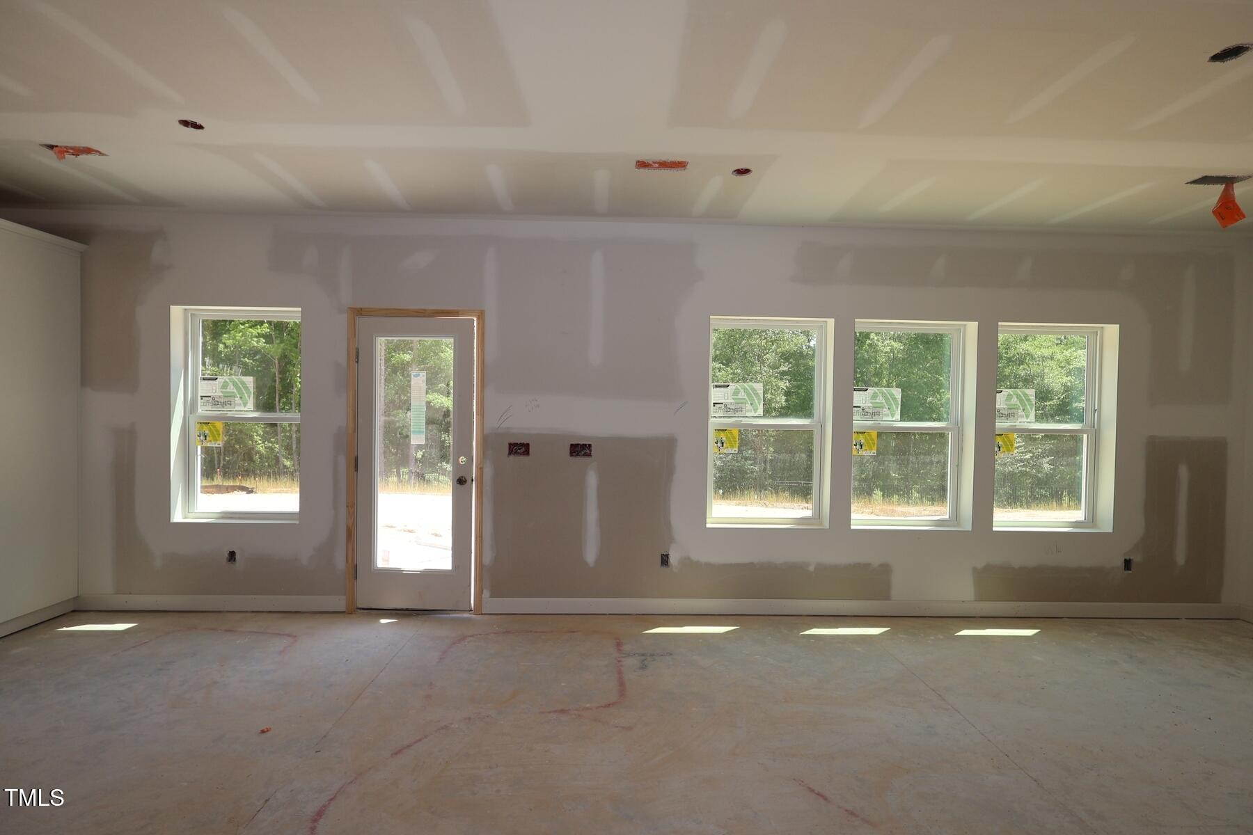 1240 Dimaggio Drive, Unit 35 Raleigh, NC 27616 - Photo 6 of 11 Great Room
