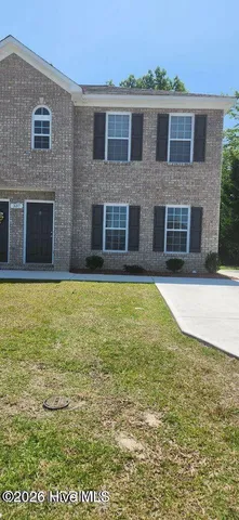 $1,600 | 337 South Pointe Drive, Unit B, Winterville, NC 28590