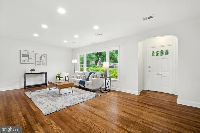 $699,990 | 307 Plymouth Street, Silver Spring, MD 20901