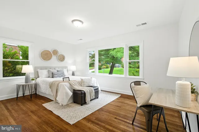 $699,990 | 307 Plymouth Street, Silver Spring, MD 20901