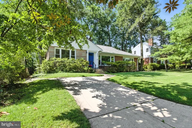 $699,990 | 307 Plymouth Street, Silver Spring, MD 20901