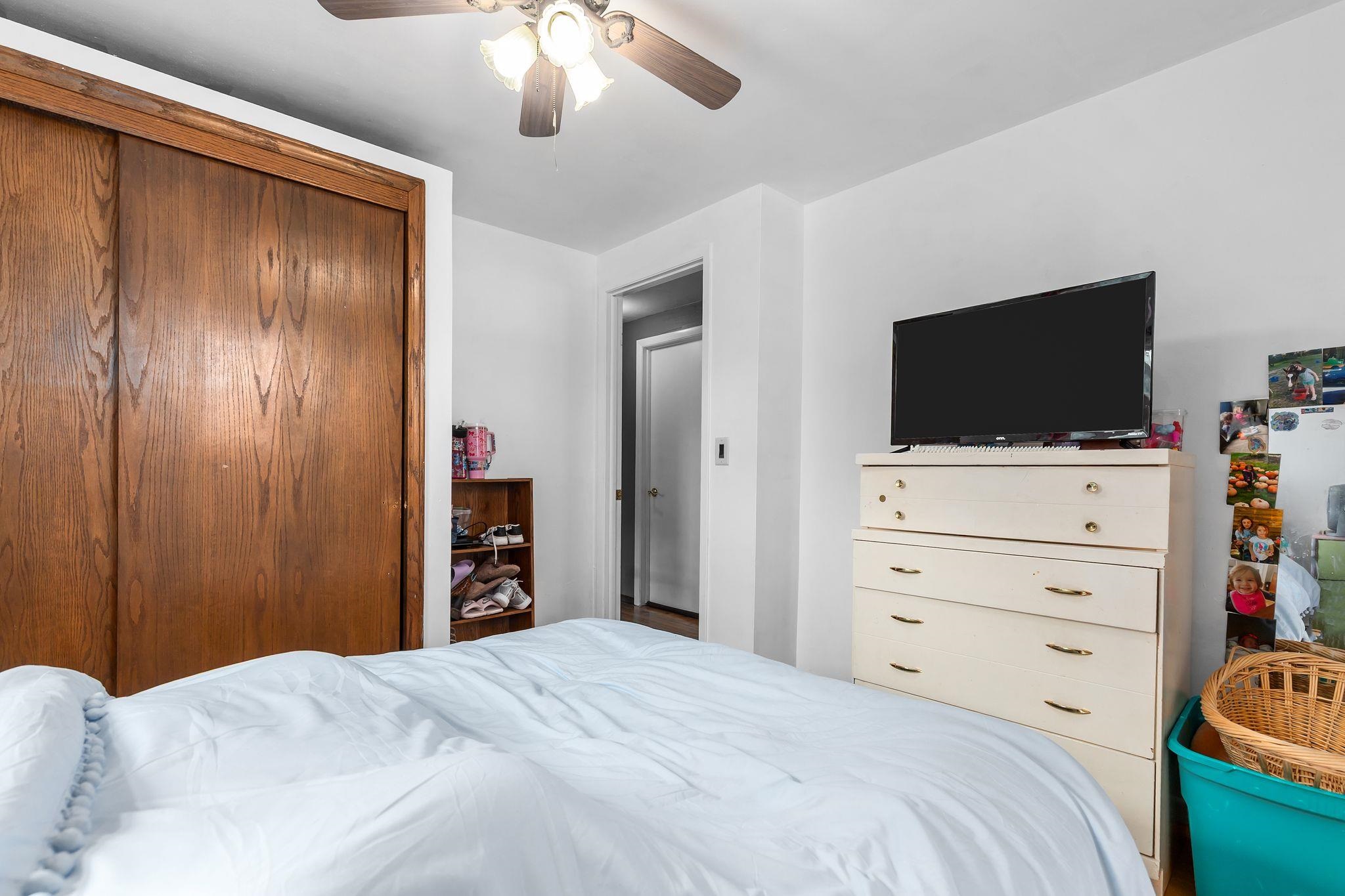 2402 South Madison Street Appleton, WI 54915 - Photo 27 of 36