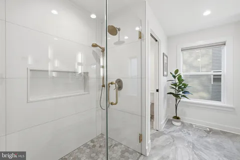 $1,215,000 | 1422 Howard Road, Annapolis, MD 21403