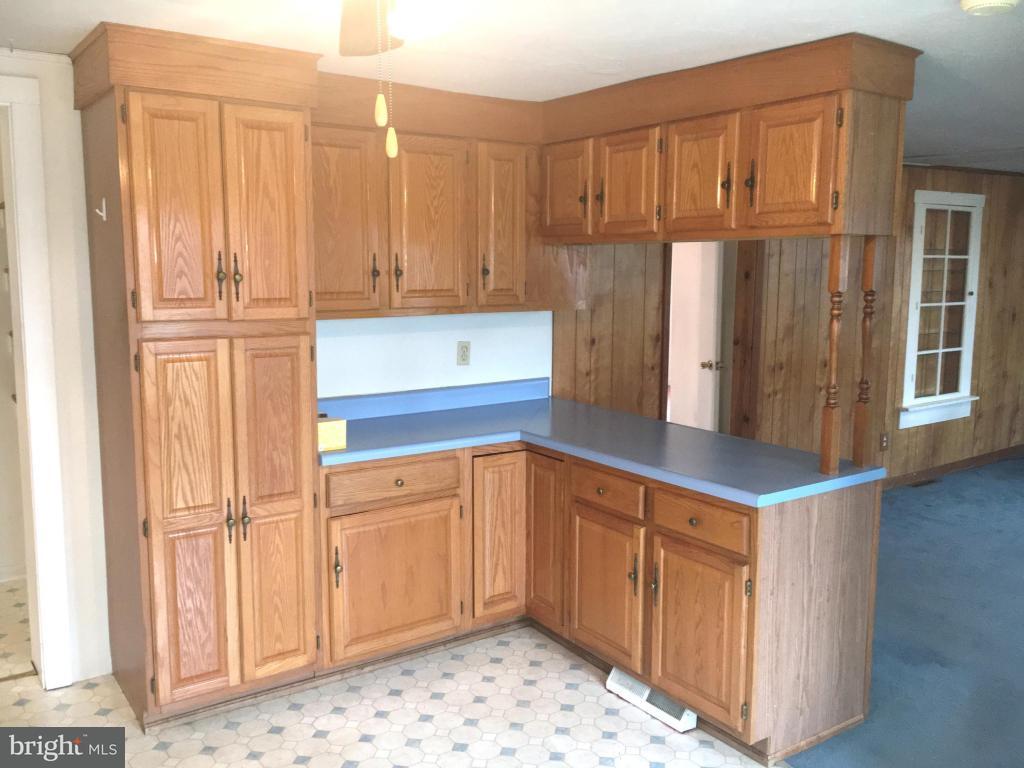 636 Trail Road North Elizabethtown, PA 17022 - Photo 5 of 26 Gallery Image 5