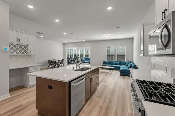 $3,600 | 1740 Grovehurst Drive, Charleston, SC 29414