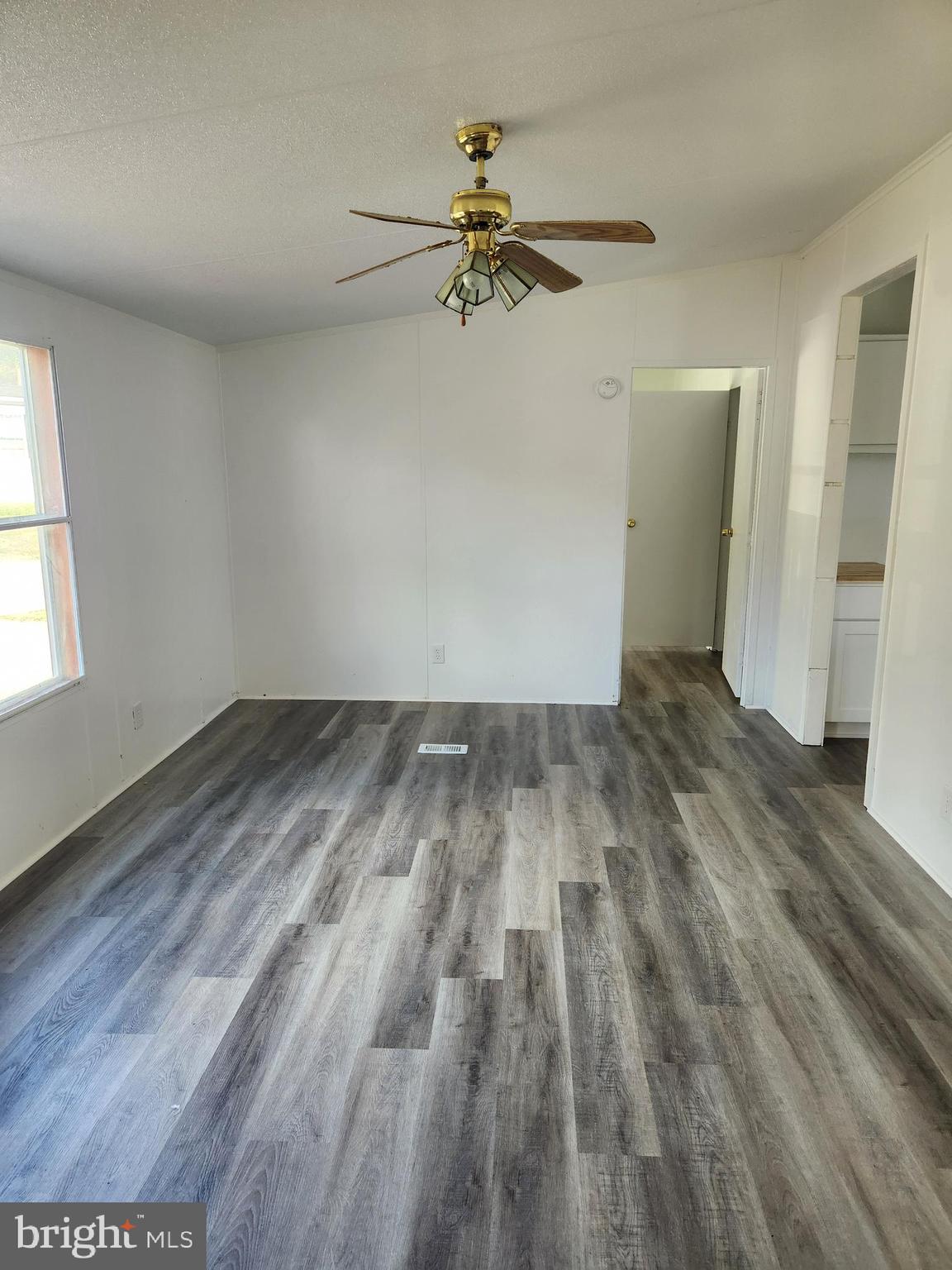 701 Cassel Road Manchester, PA 17345 - Photo 3 of 11 Gallery Image 3