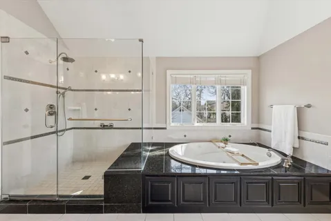 $1,085,000 | 369 West Grove Street, Lombard, IL 60148