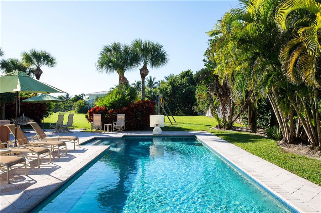 825 Reef Road Vero Beach, FL 32963 - Photo 15 of 35 Gallery Image 15