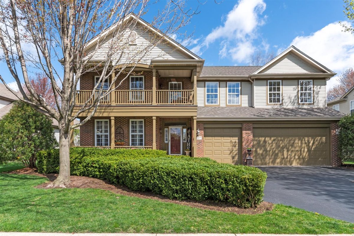 3227 Hillcrest Road Geneva, IL 60134 - Photo 1 of 41