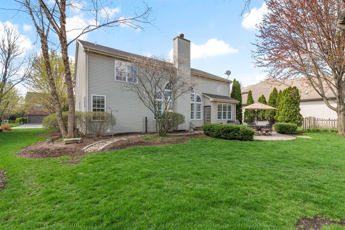 3227 Hillcrest Road Geneva, IL 60134 - Photo 34 of 41