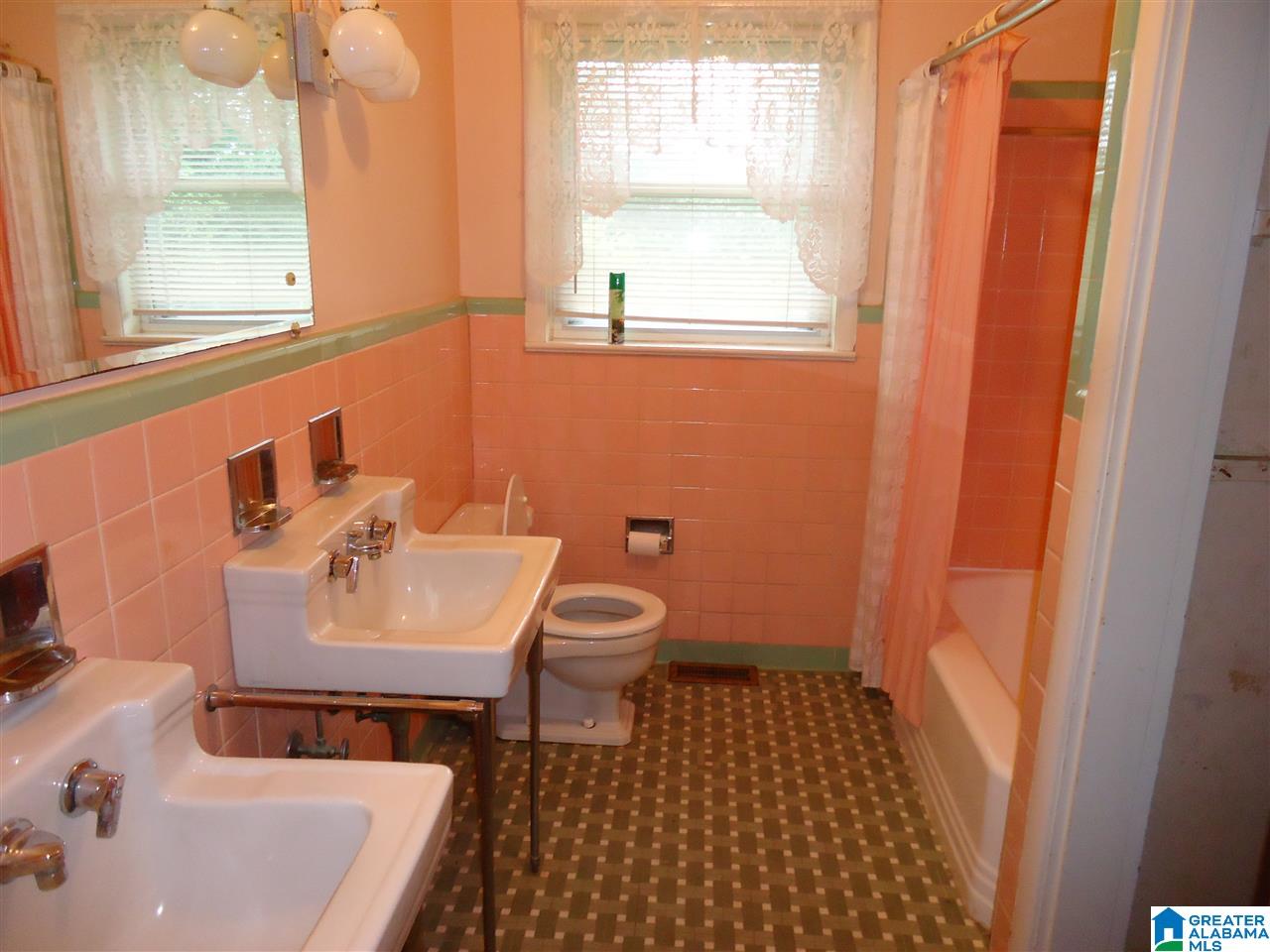 2300 Reed Road Northeast Center Point, AL 35215 - Photo 12 of 23