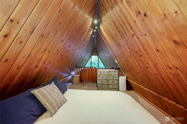 $360,000 | 4016 Kennedy Drive, Bremerton, WA 98312