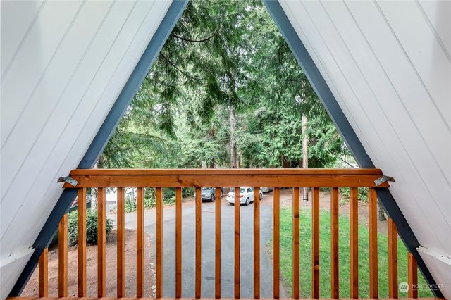 $360,000 | 4016 Kennedy Drive, Bremerton, WA 98312