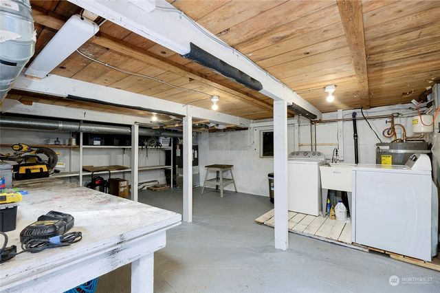 $360,000 | 4016 Kennedy Drive, Bremerton, WA 98312