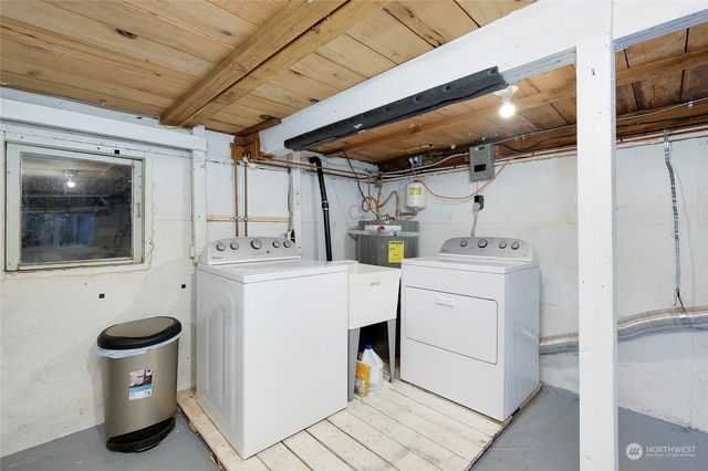 $360,000 | 4016 Kennedy Drive, Bremerton, WA 98312