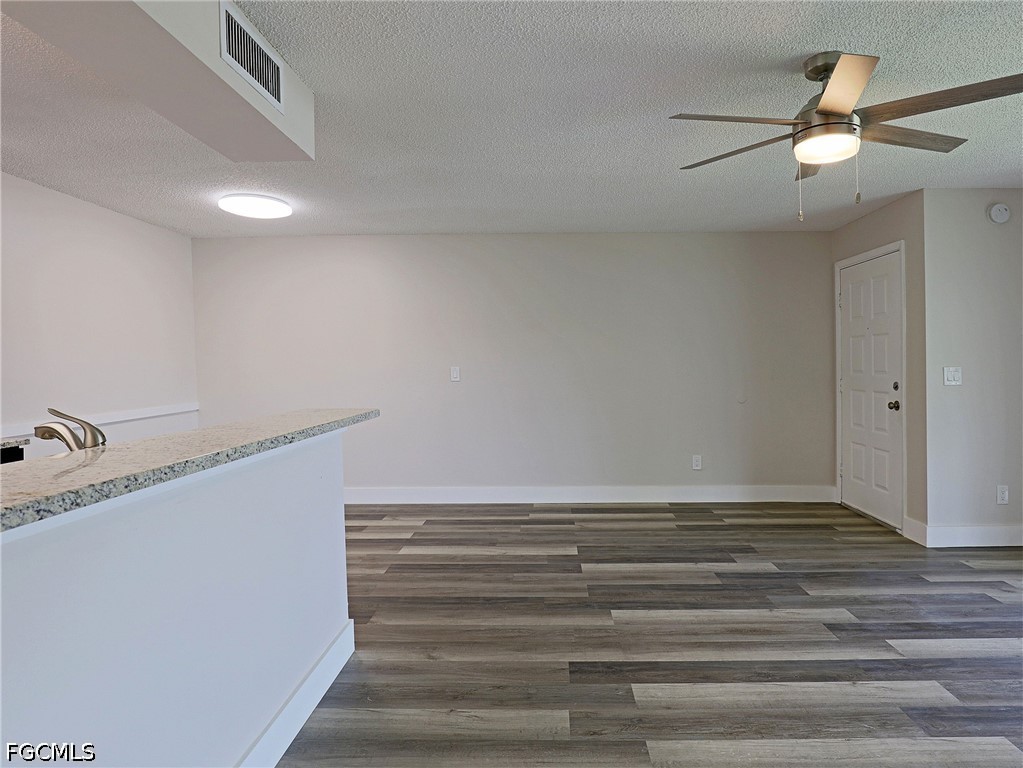 5303 Summerlin Road, Unit 315 Fort Myers, FL 33919 - Photo 6 of 12