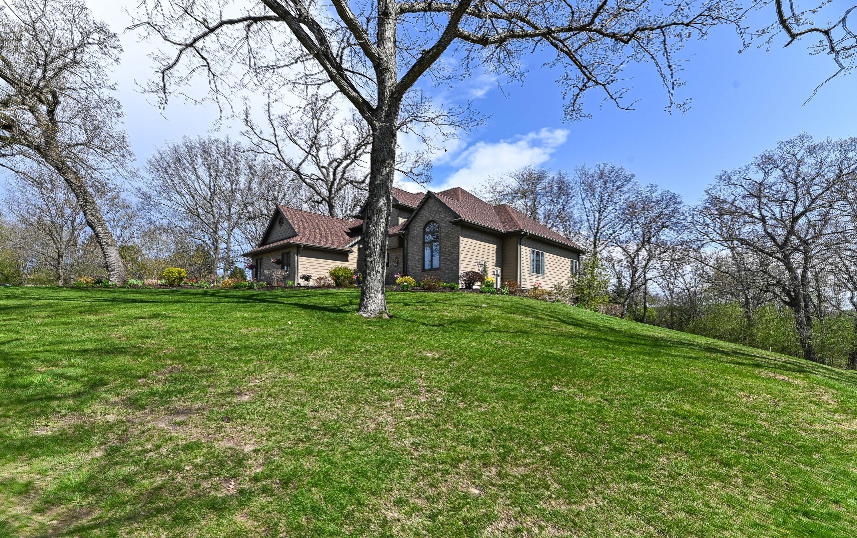 225 Ridge Line Road Rochester, WI 53105 - Photo 38 of 60 Ridgeline EXT-2