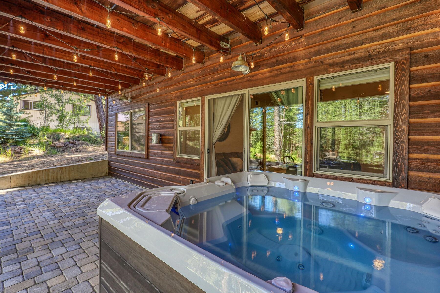 10608 Torrey Pine Road Truckee, CA 96161 - Photo 19 of 21 Gallery Image 19