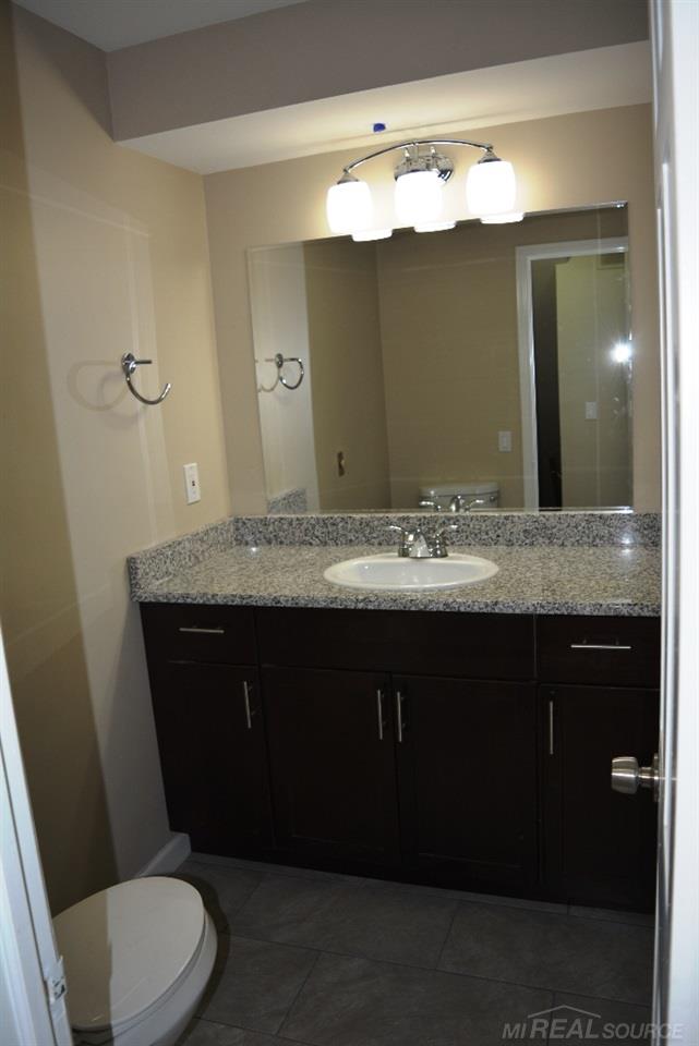 885 Neff Road Grosse Pointe, MI 48230 - Photo 12 of 39