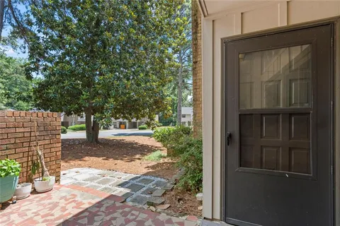 $324,999 | 897 Cedar Canyon Square, Marietta, GA 30067
