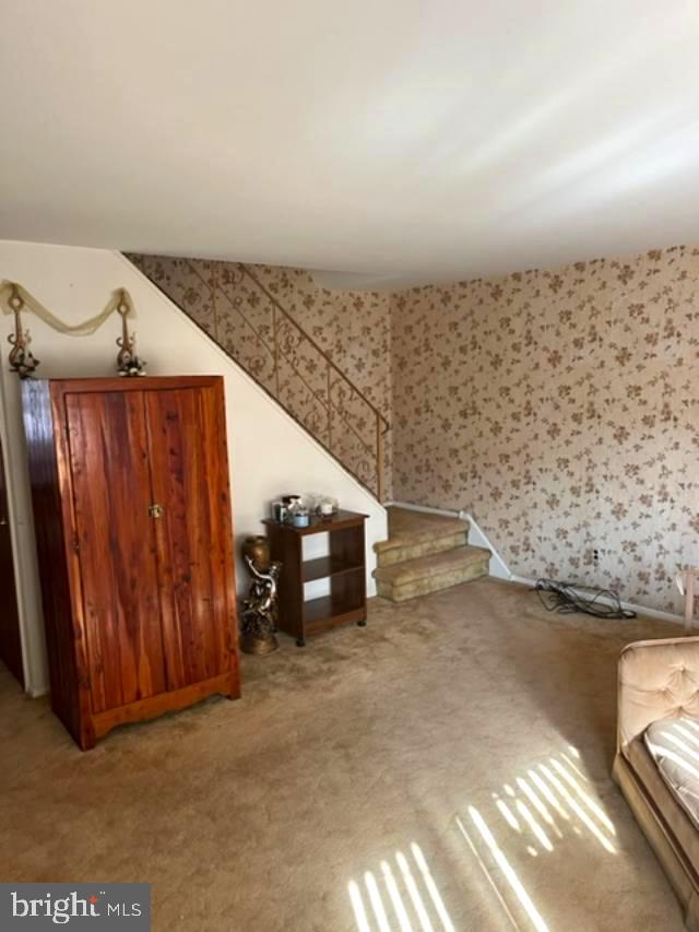 10805 Rayland Road Philadelphia, PA 19154 - Photo 3 of 12 Gallery Image 3