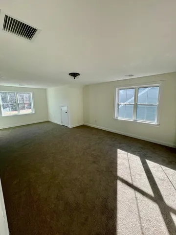 $3,200 | 27 Kodiak Lane, Unit 27, Milford, MA 01757