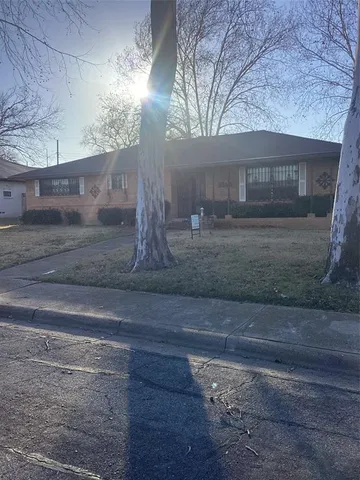 $250,000 | 6945 Clearglen Drive, Dallas, TX 75232