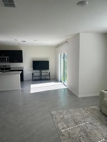 $2,800 | 33518 Elm Hill Branch, Wesley Chapel, FL 33545