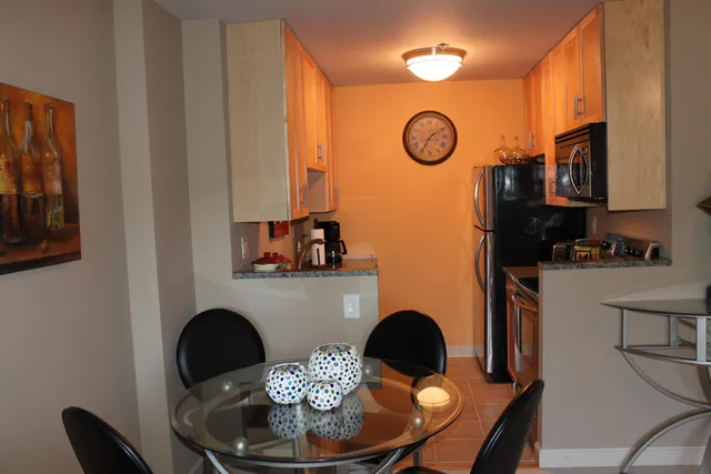 $250,000 | 148 Breakwater Drive, Unit 201, South Portland, ME 04106