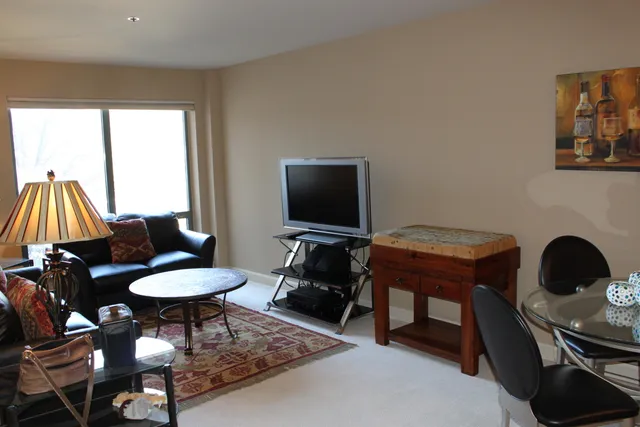 $250,000 | 148 Breakwater Drive, Unit 201, South Portland, ME 04106