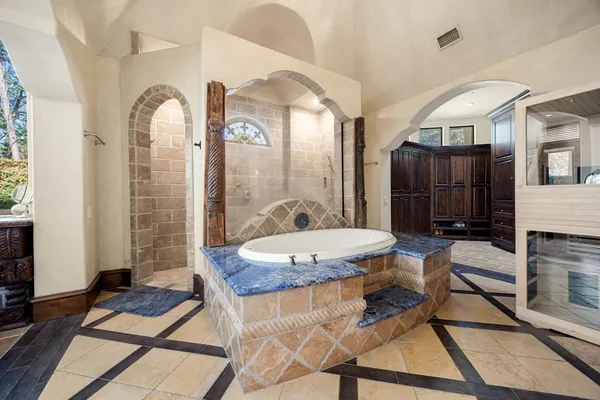 $2,000,000 | 8503 Haven Trail, Tomball, TX 77375