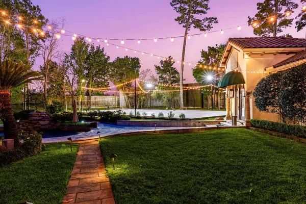 $2,000,000 | 8503 Haven Trail, Tomball, TX 77375