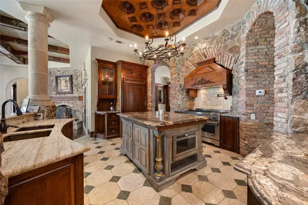 $2,000,000 | 8503 Haven Trail, Tomball, TX 77375