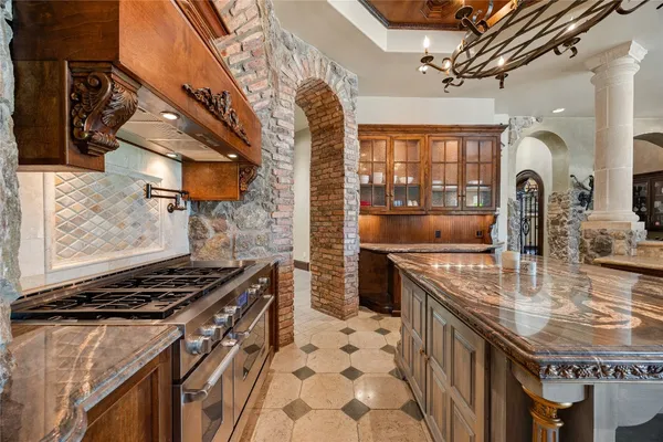 $2,000,000 | 8503 Haven Trail, Tomball, TX 77375