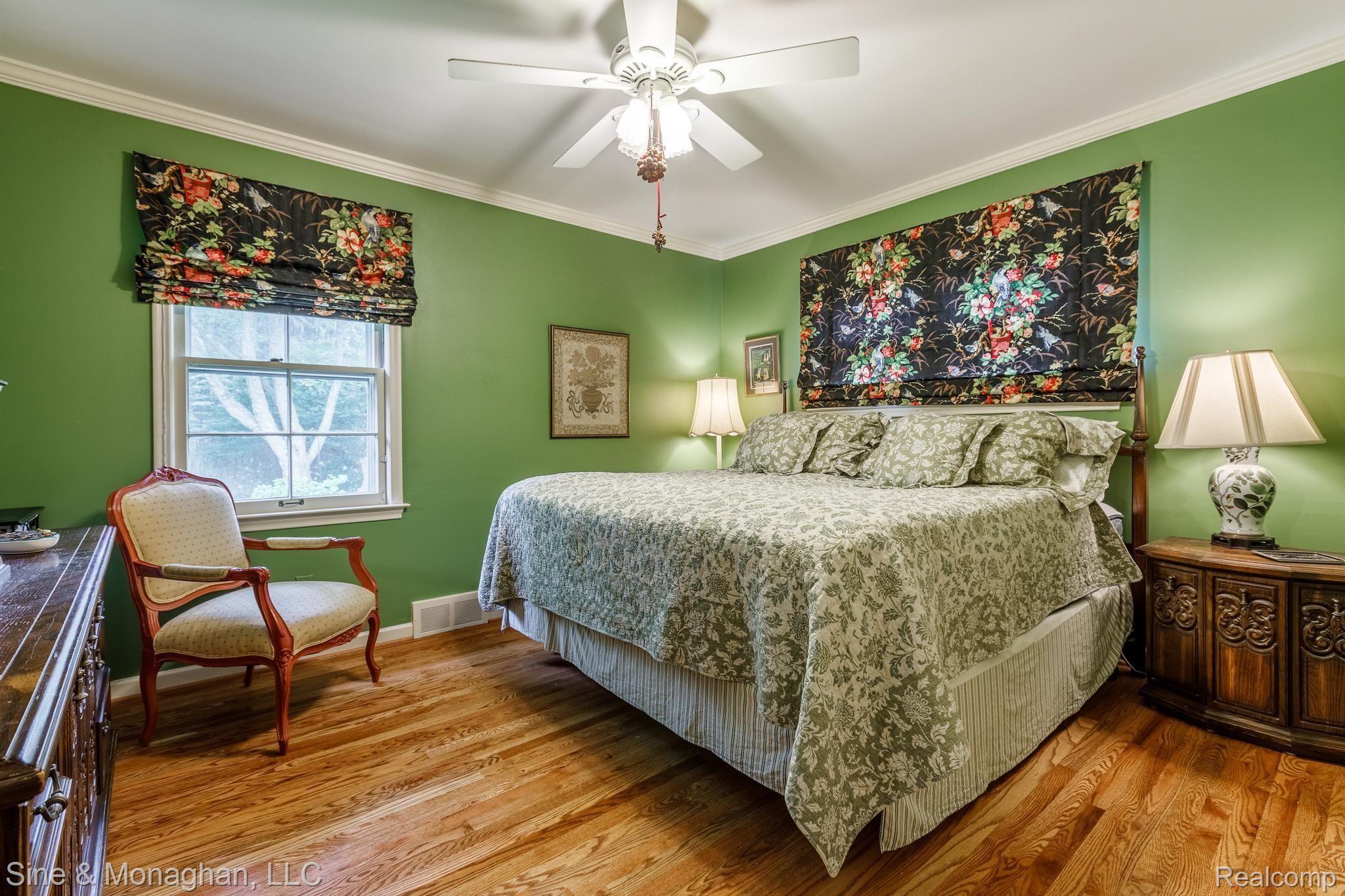 850 Shoreham Road Grosse Pointe, MI 48236 - Photo 16 of 37 850 Shoreham Rd-19.jpg