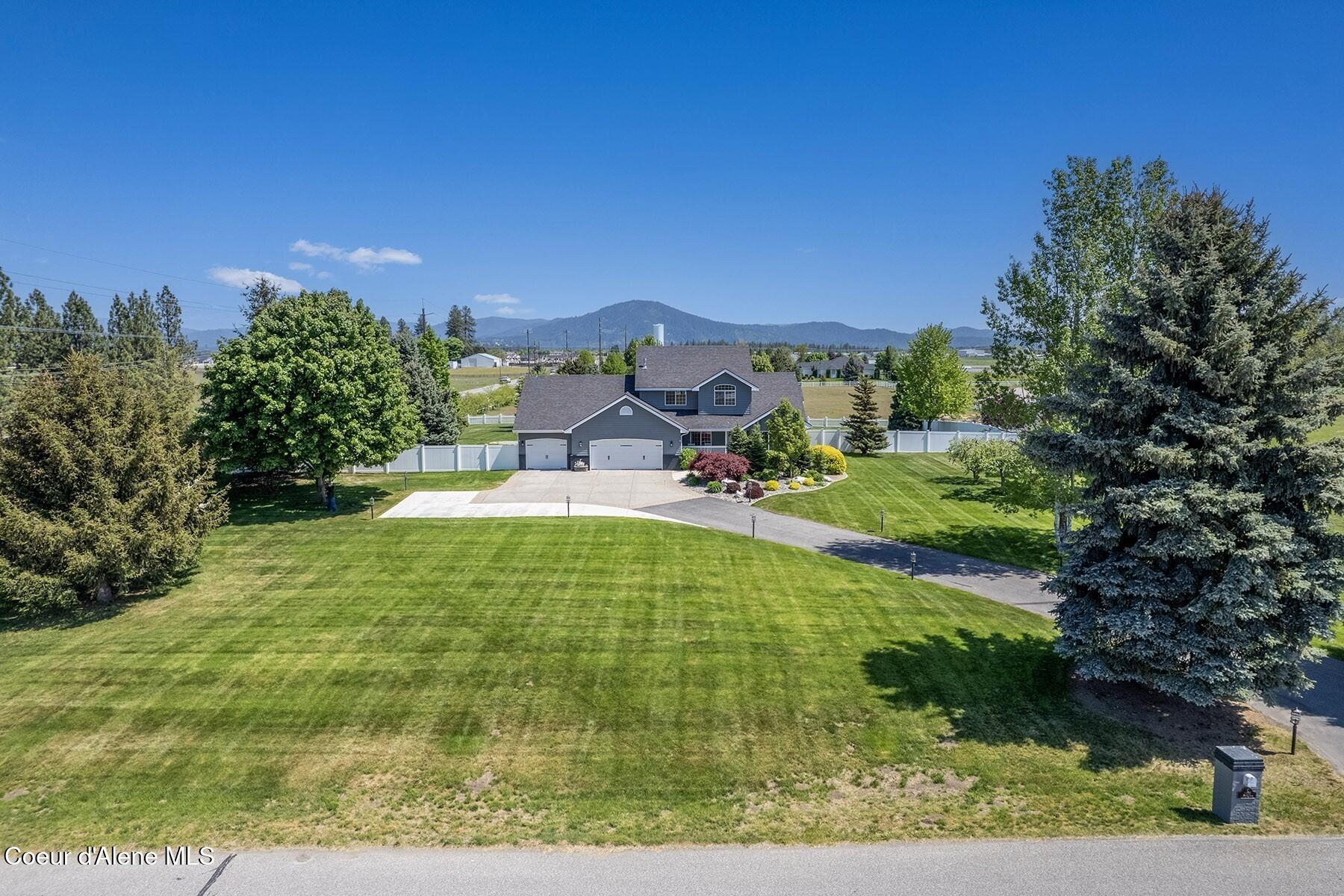 2356 North Reiswig Road Post Falls, ID 83854 - Photo 2 of 78 Front Yard