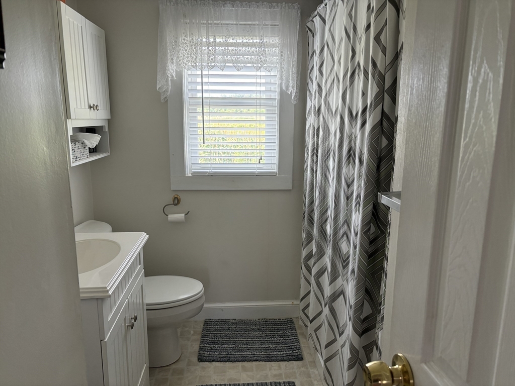 76 Bayberry Road Marshfield, MA 02050 - Photo 12 of 13 Gallery Image 12