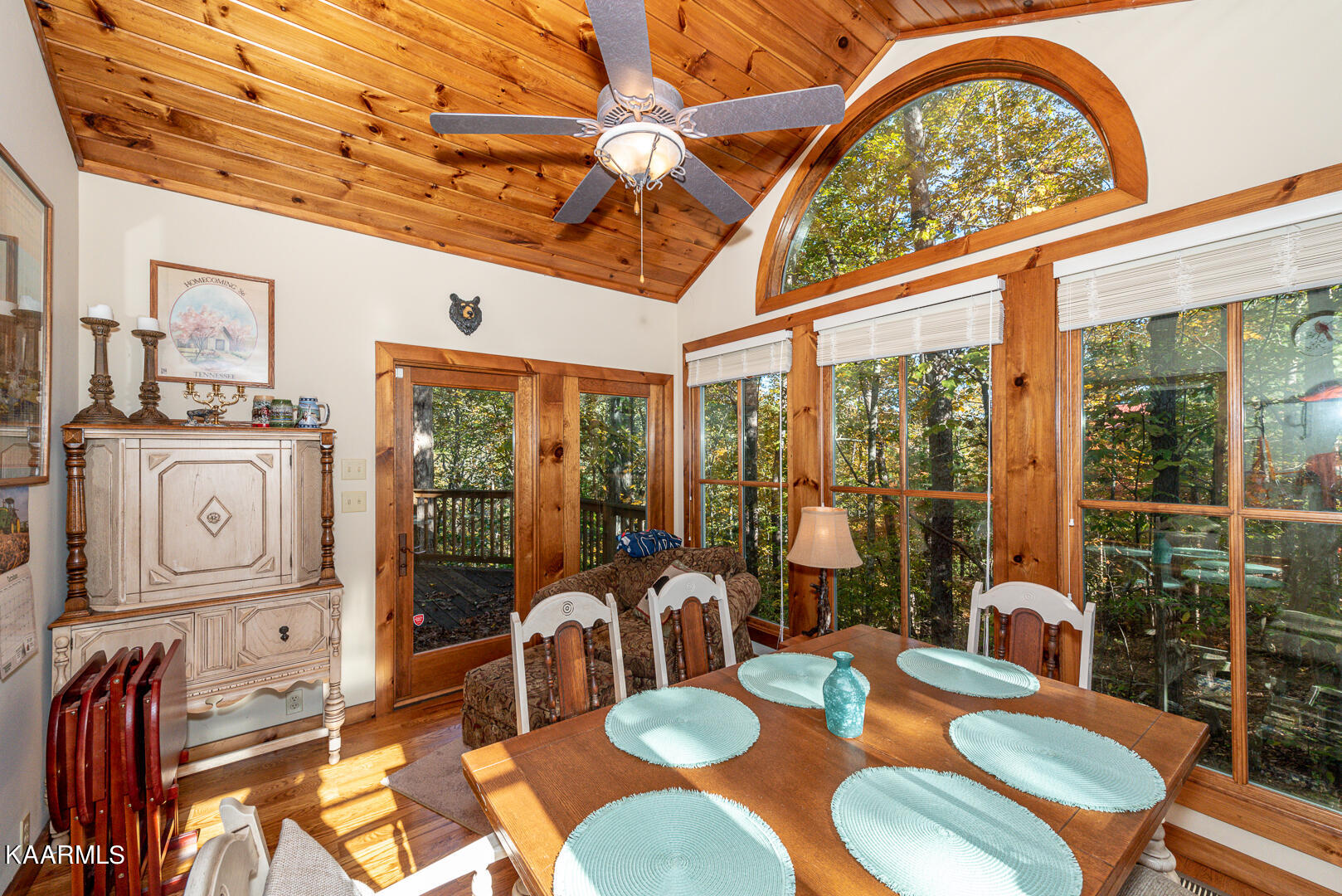 211 Ace Gap Road Townsend, TN 37882 - Photo 5 of 25 DSC_7939